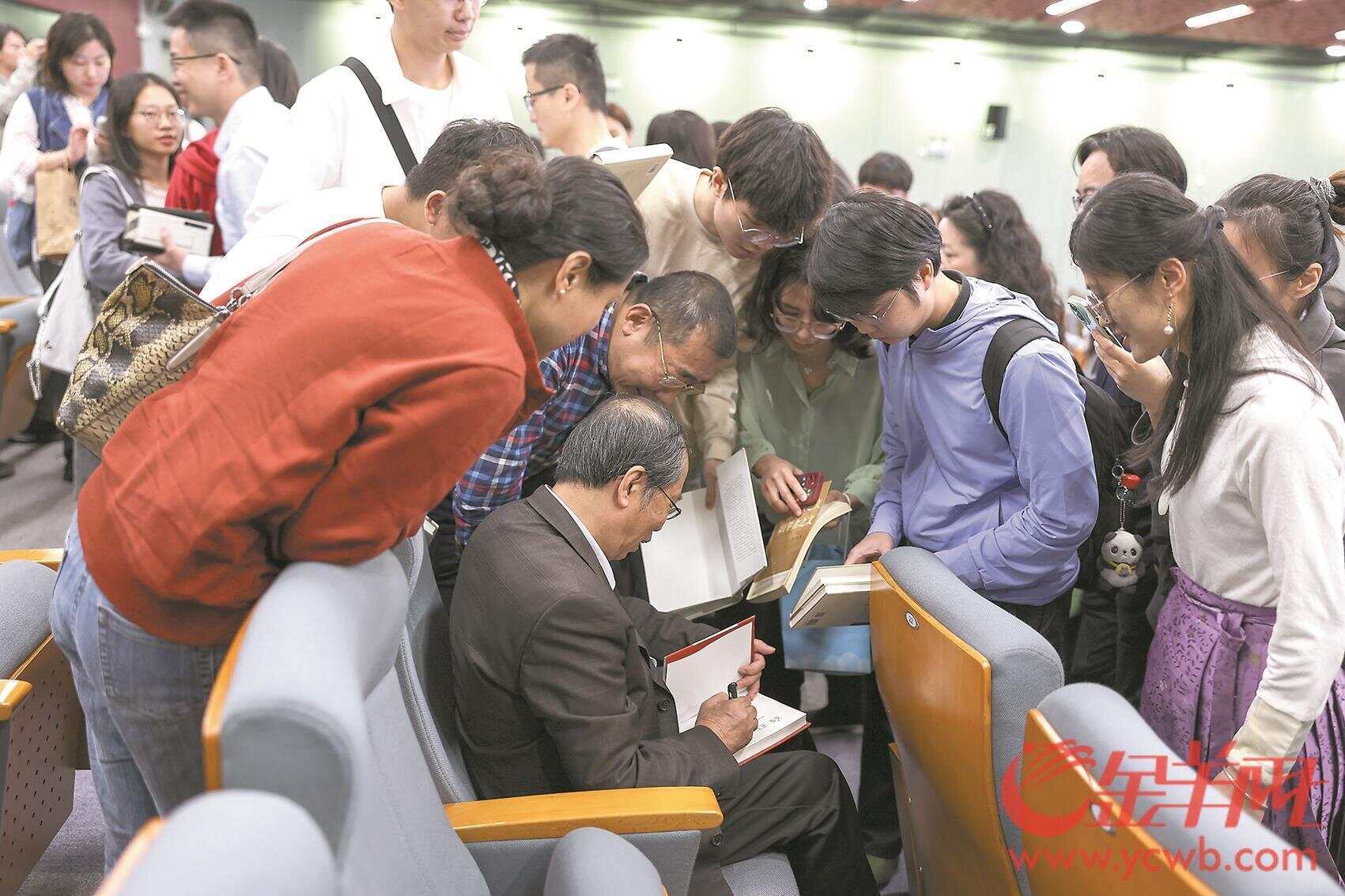 潮中如何守住城市文化的“根”？开元棋牌app陈平原：在时代大(图3)